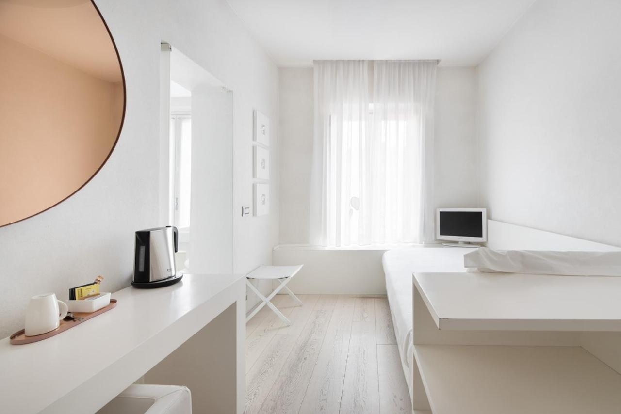 Single Room,1127086263:JPEG