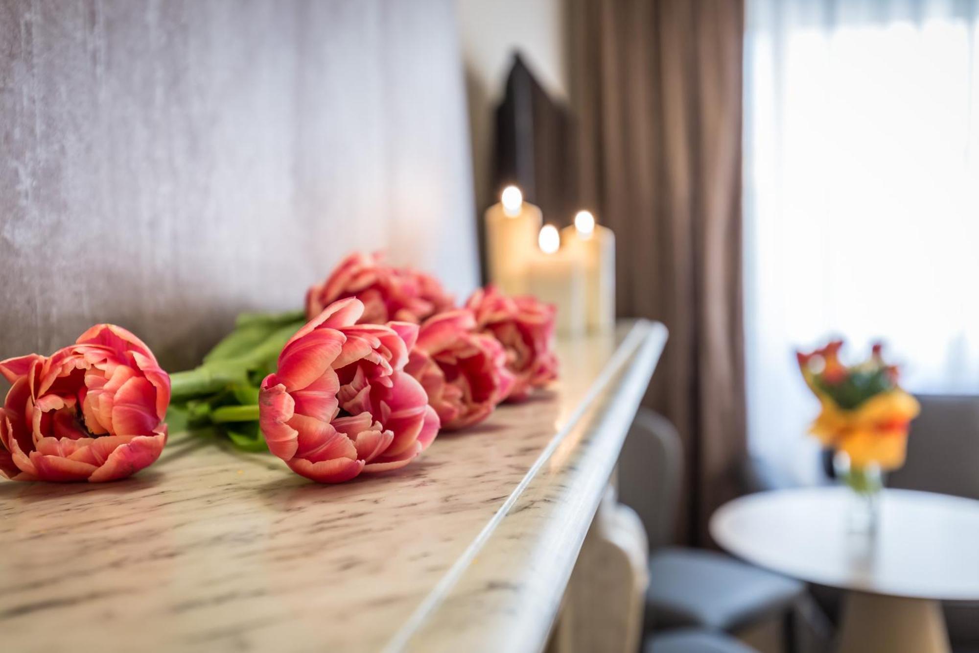 Deluxe Double Room with Spa Bath and Balcony,1651164400:JPEG