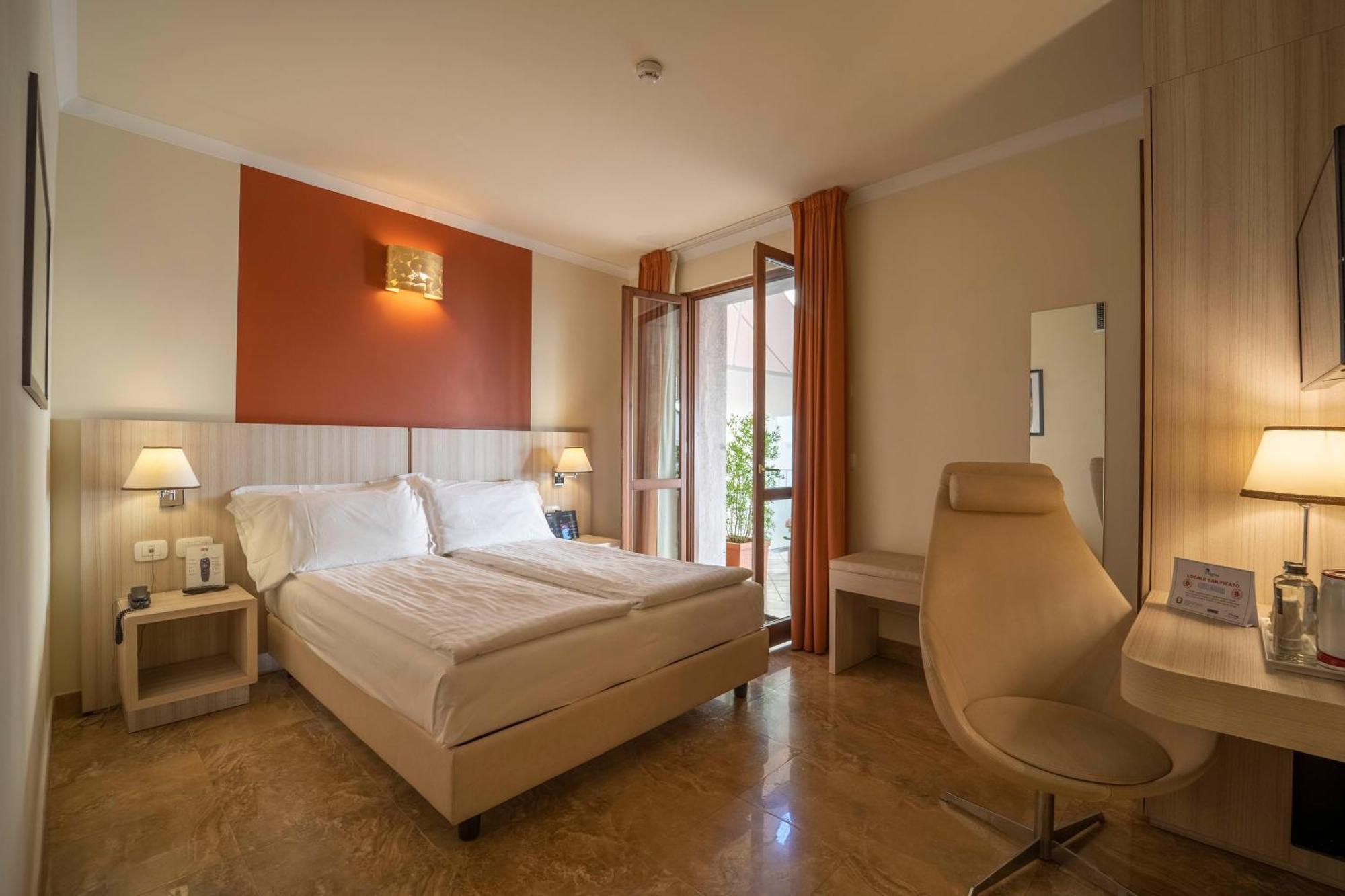 Superior Double or Twin Room Terrace