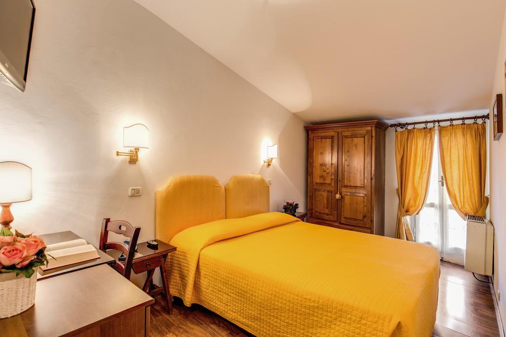 Classic Double or Twin Room with Balcony,126893274:JPEG