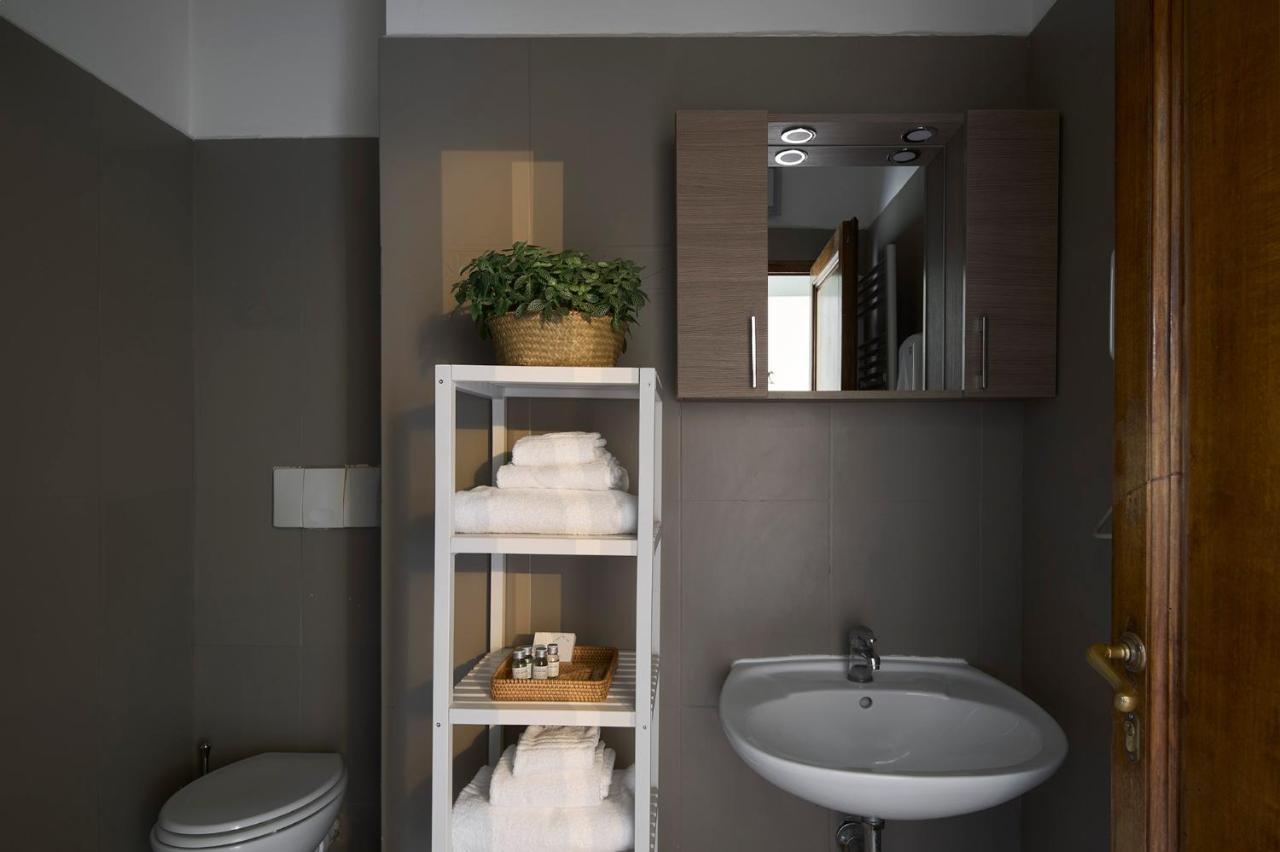 Double or Twin Room Private Bathroom