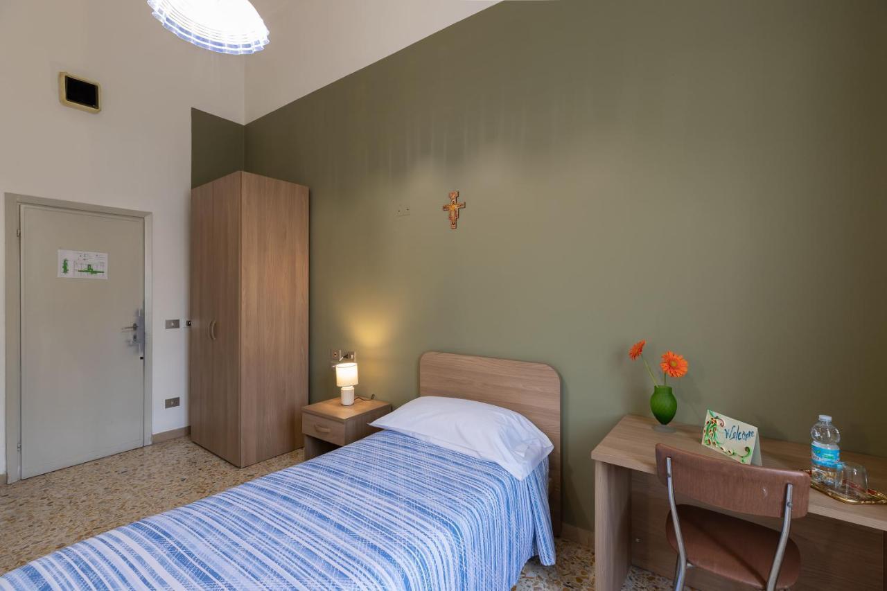 Single Room Bath