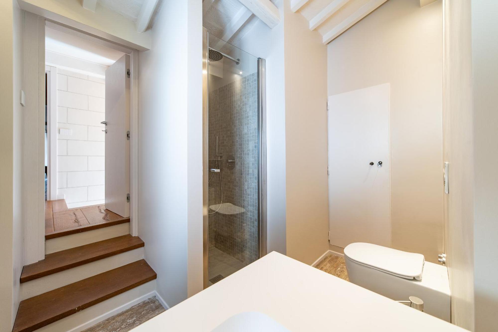 Penthouse Apartment,1549063681:JPEG