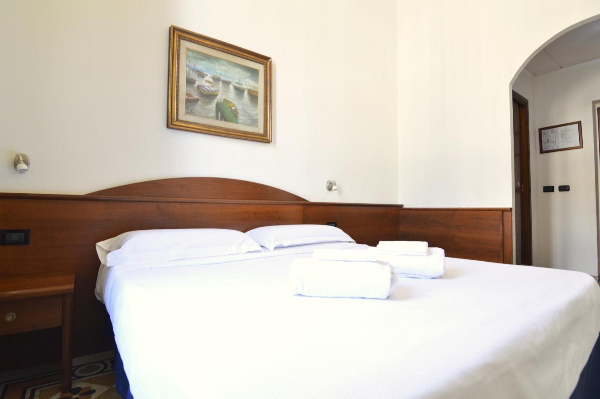 Economy Double Room,1756502120:JPEG