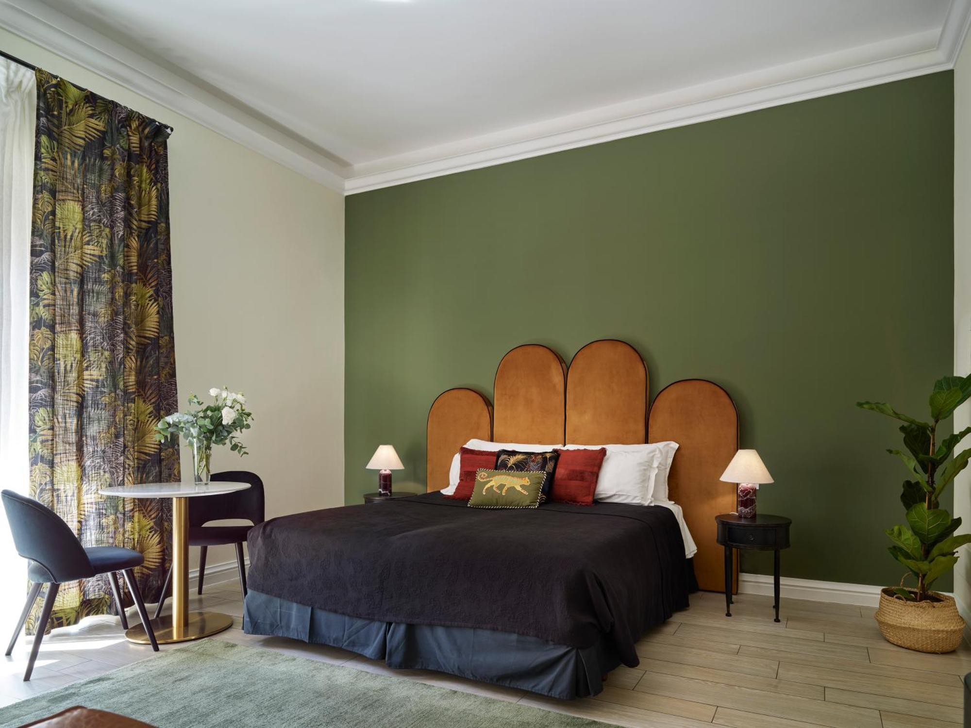 Triple Room,1601685762:JPEG