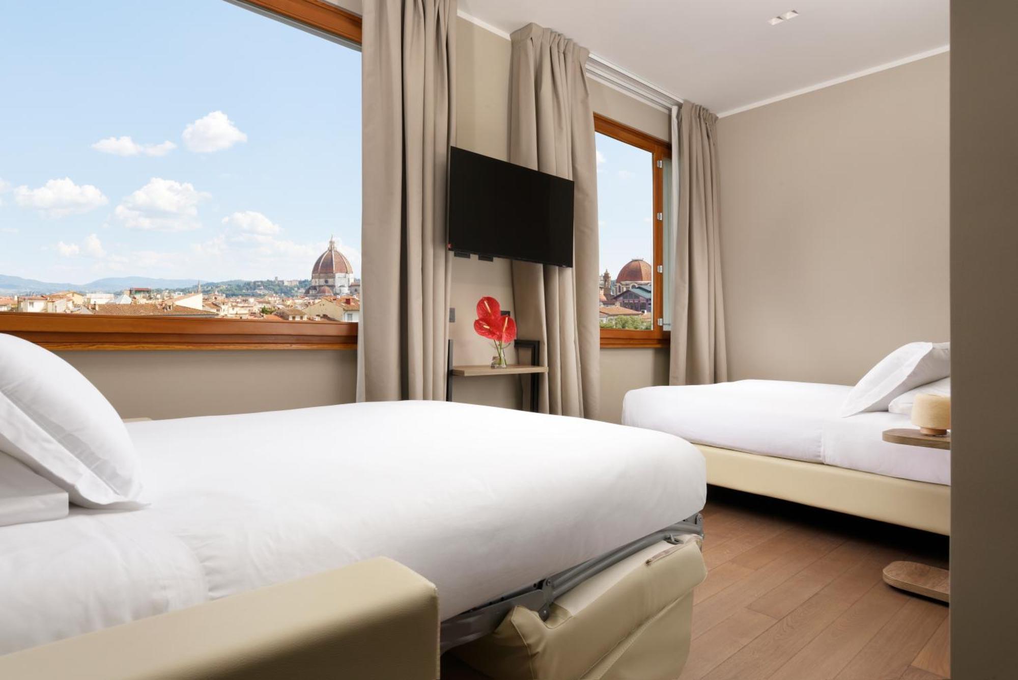 Deluxe Family Room View