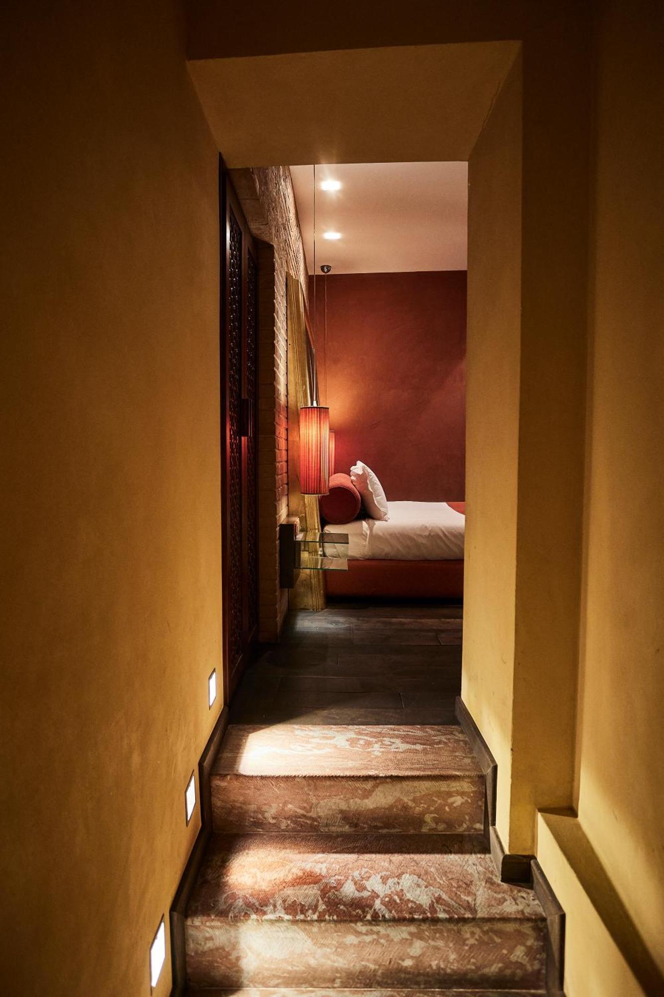 King Suite with Balcony,1615752696:JPEG