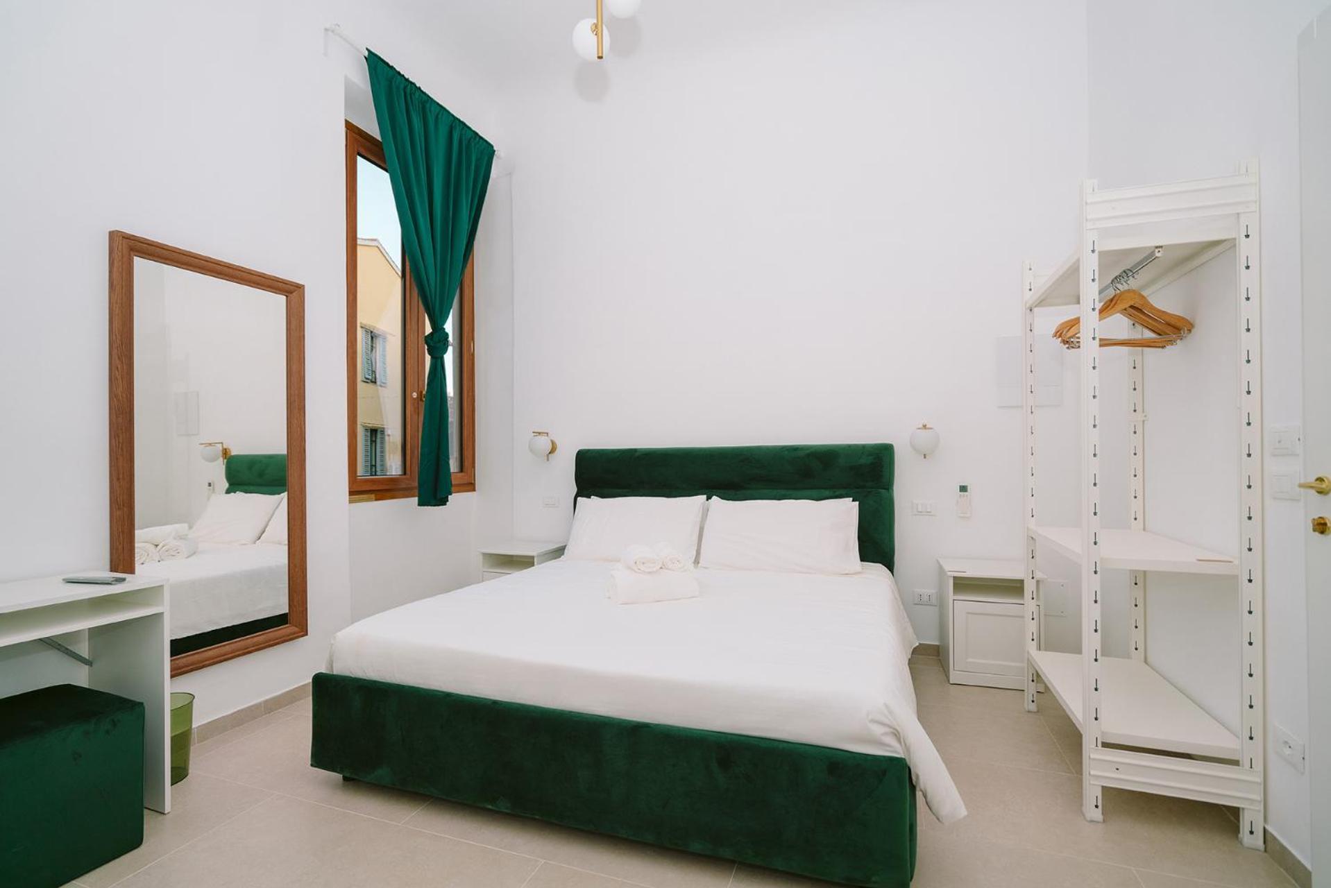 Double Room with Private External Bathroom