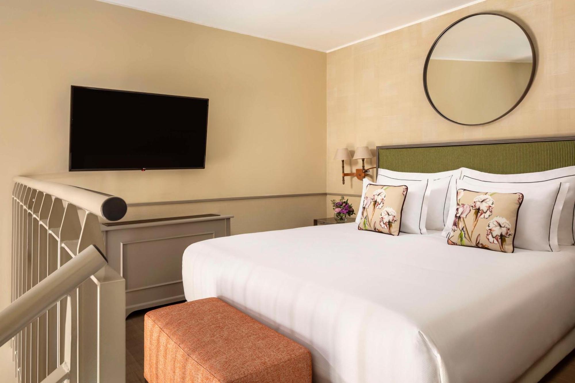 Junior Suite,1632206635:JPEG