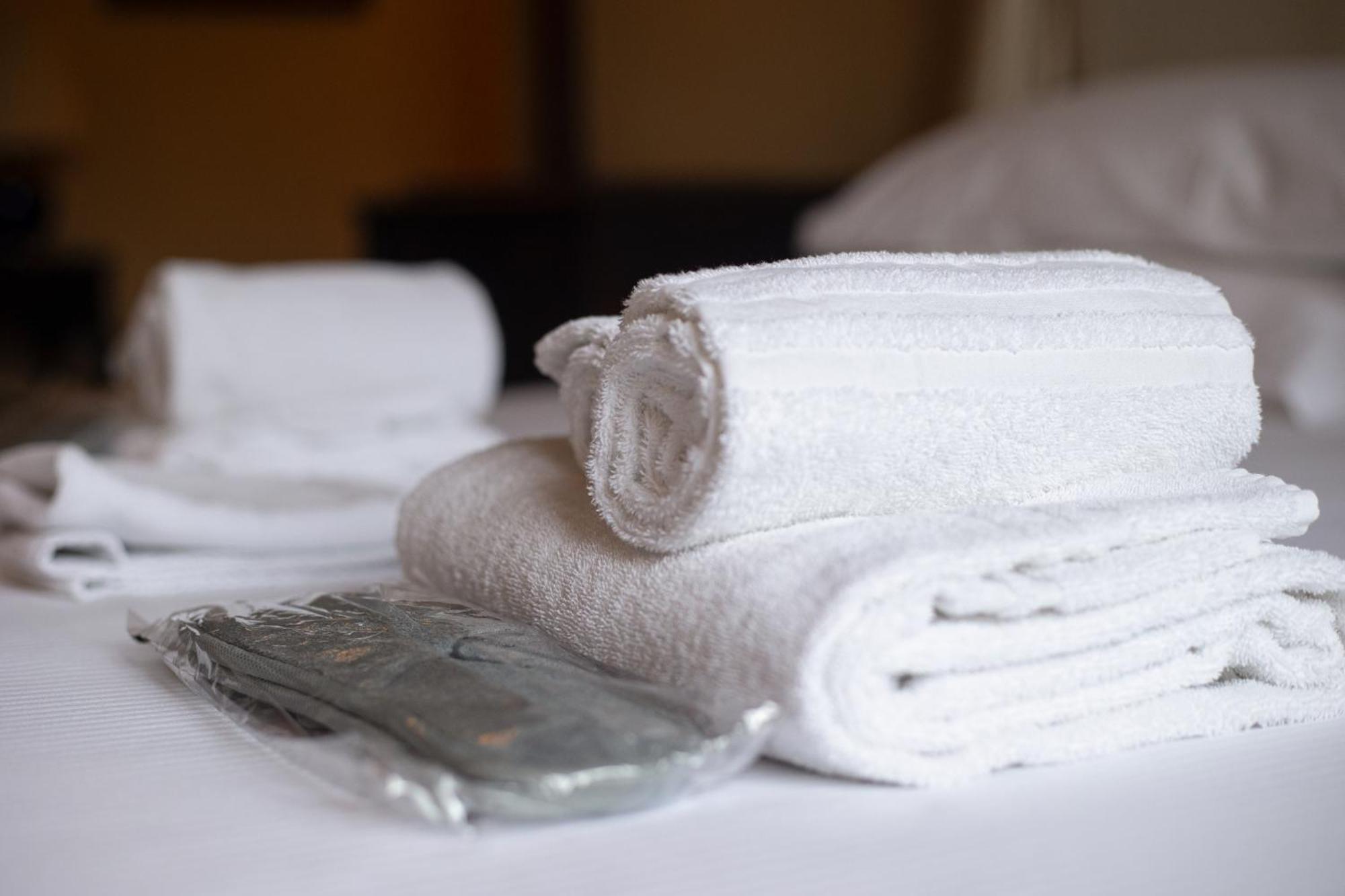 Deluxe Double Room,1635081644:JPEG