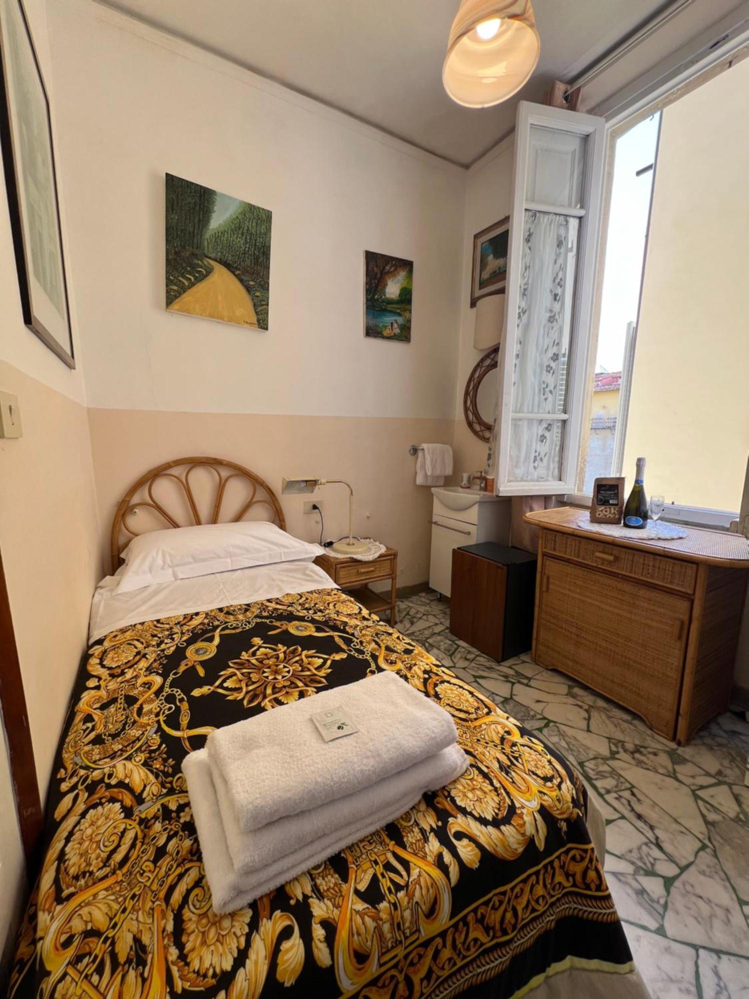 Single Room,1669006370:JPEG