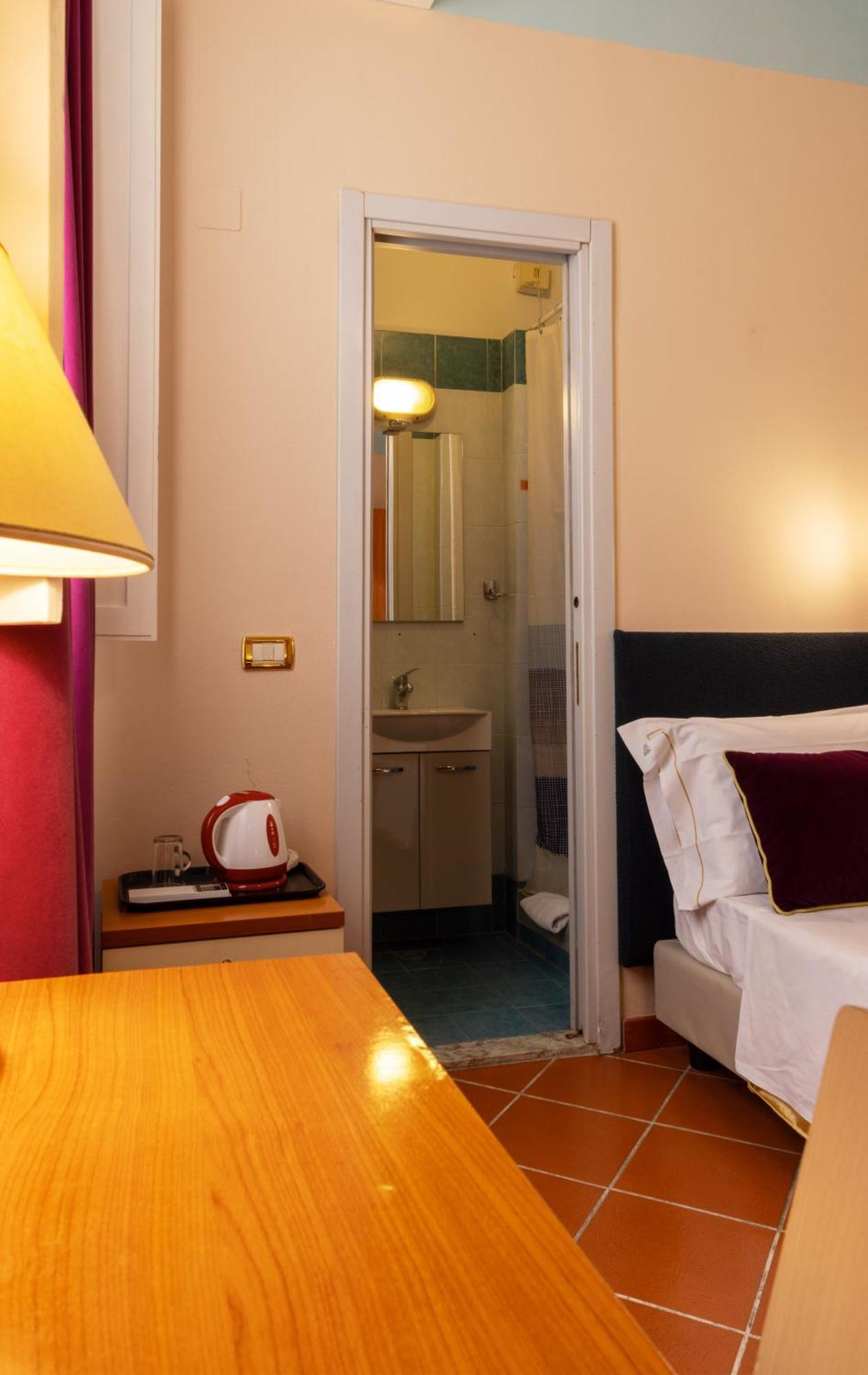 Economy Single Room - access with stairs,1691983298:JPEG