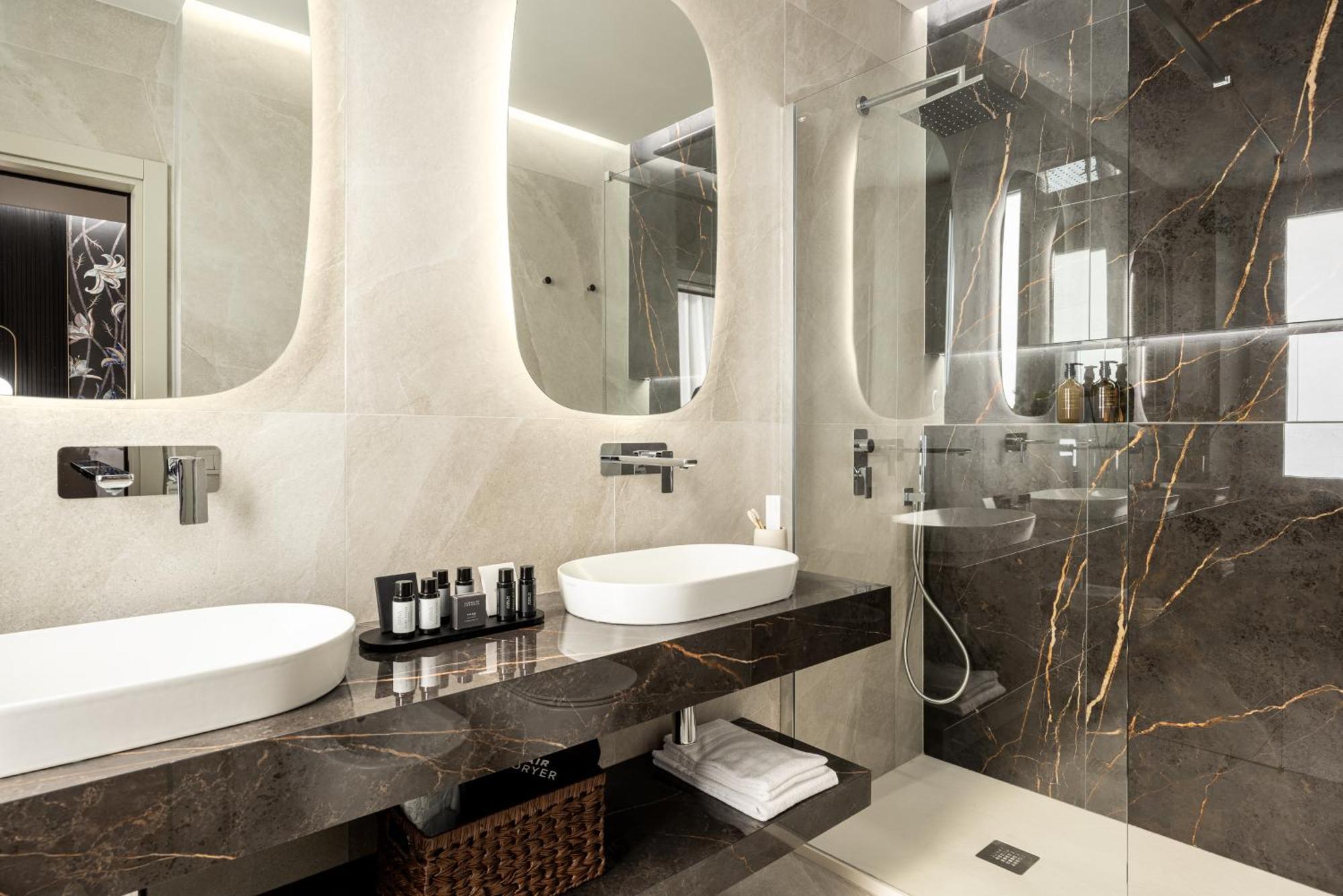 Superior Deluxe Double or Twin Room,1697347688:JPEG