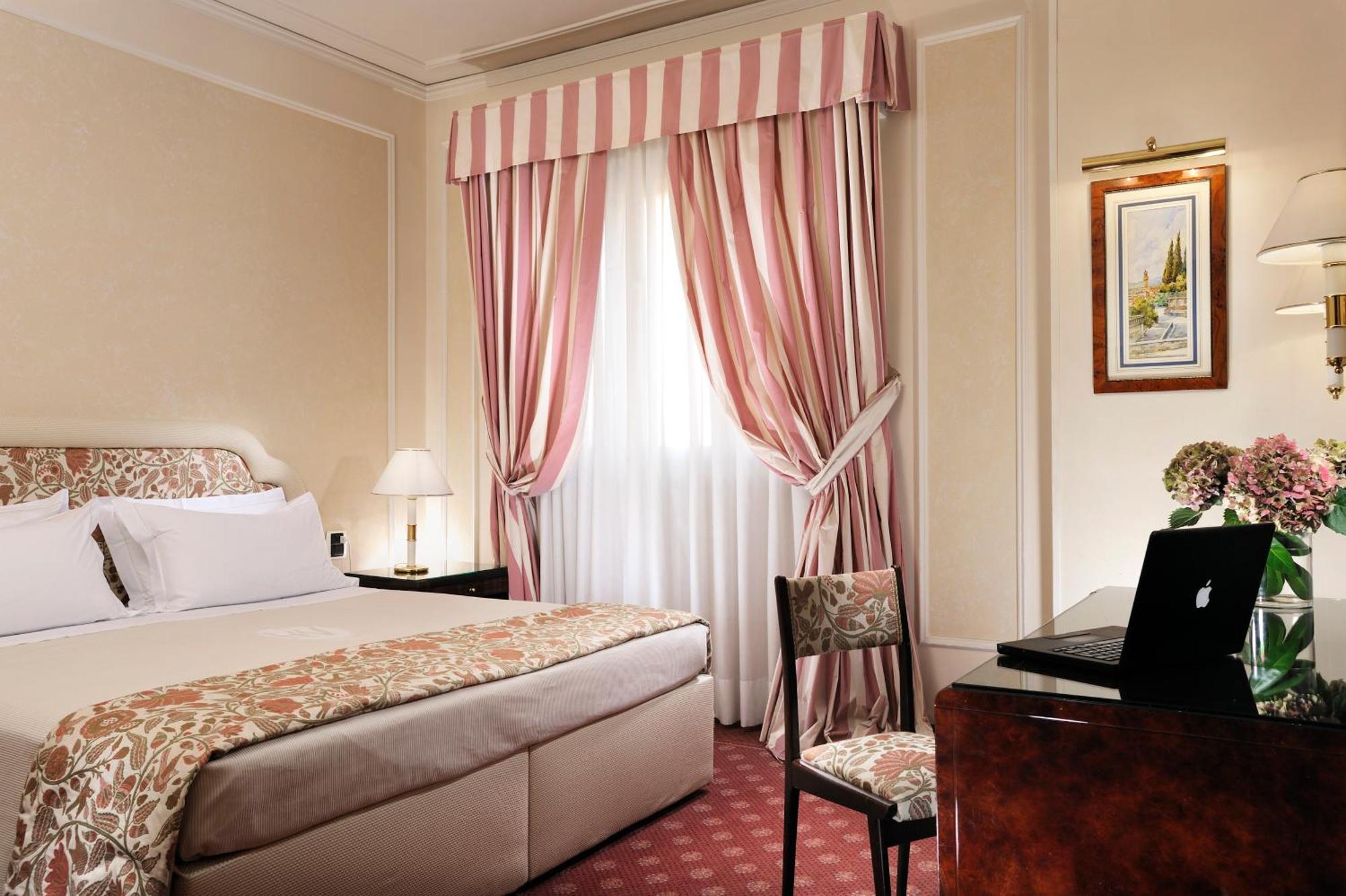 Classic Double or Twin Room,1496432500:JPEG
