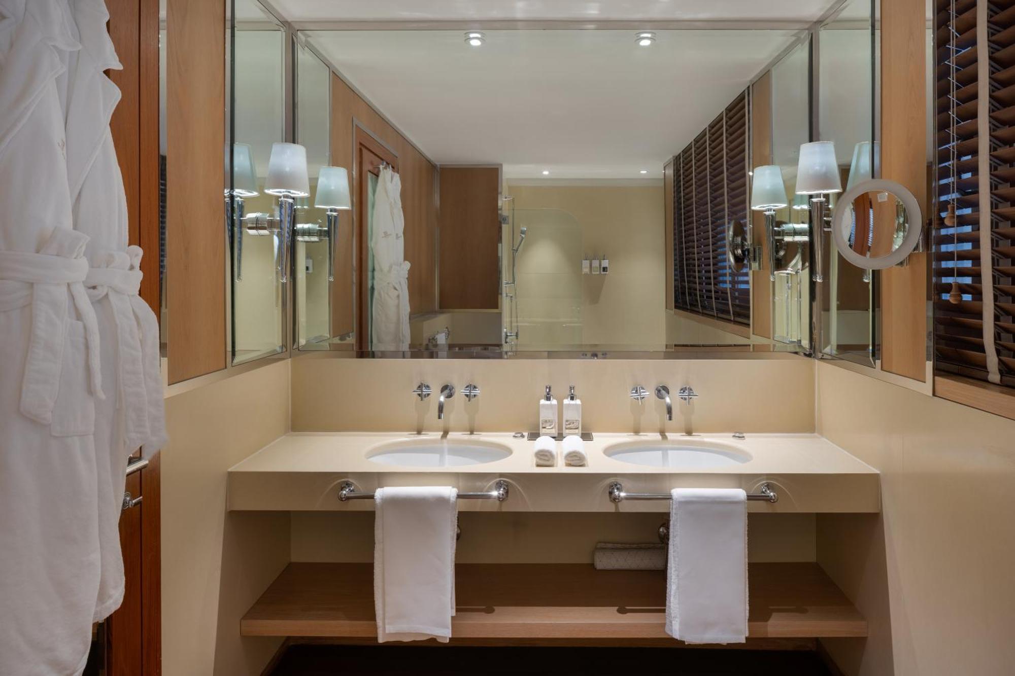 Superior Suite River View