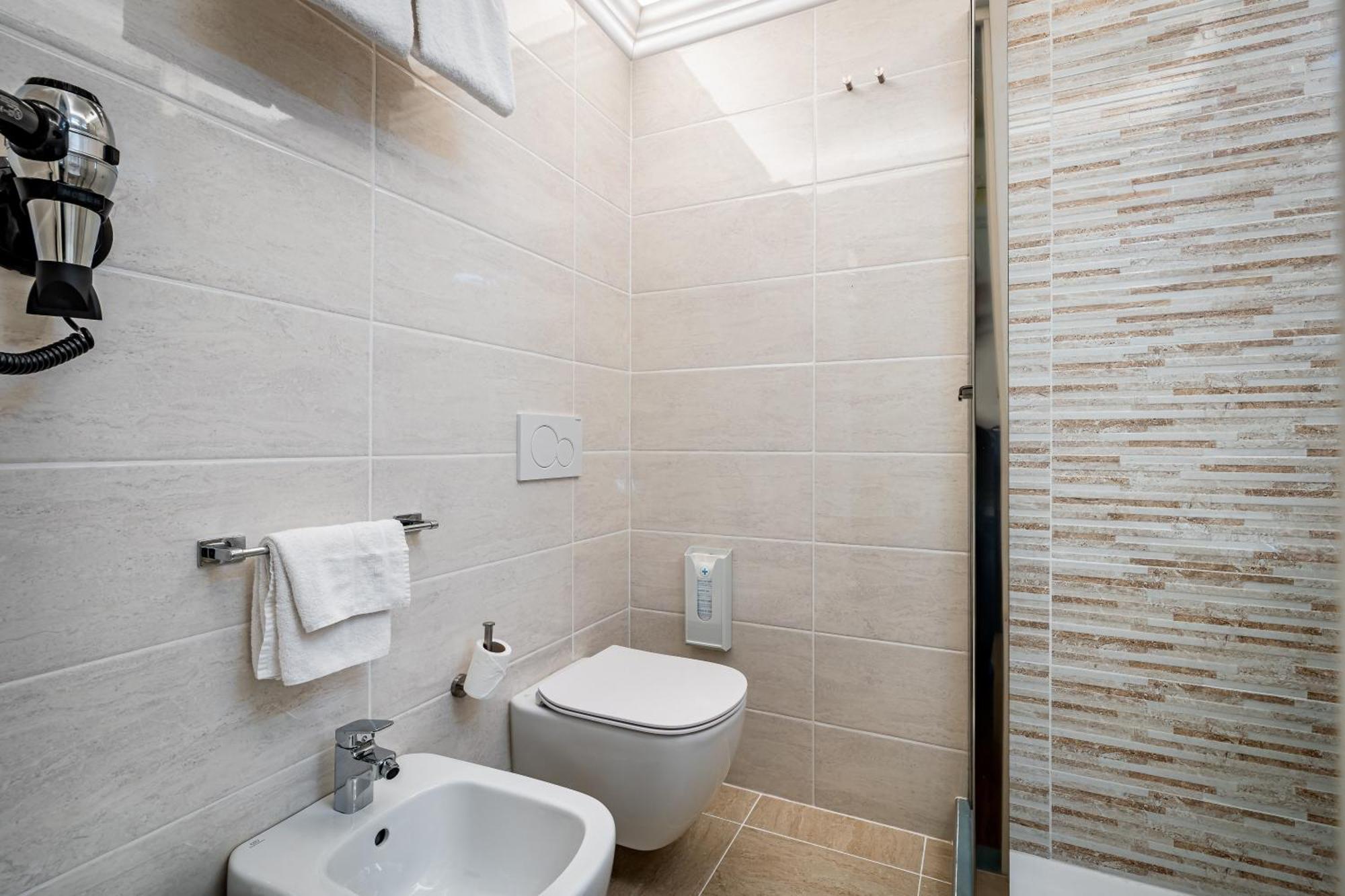 Deluxe Double or Twin Room River View