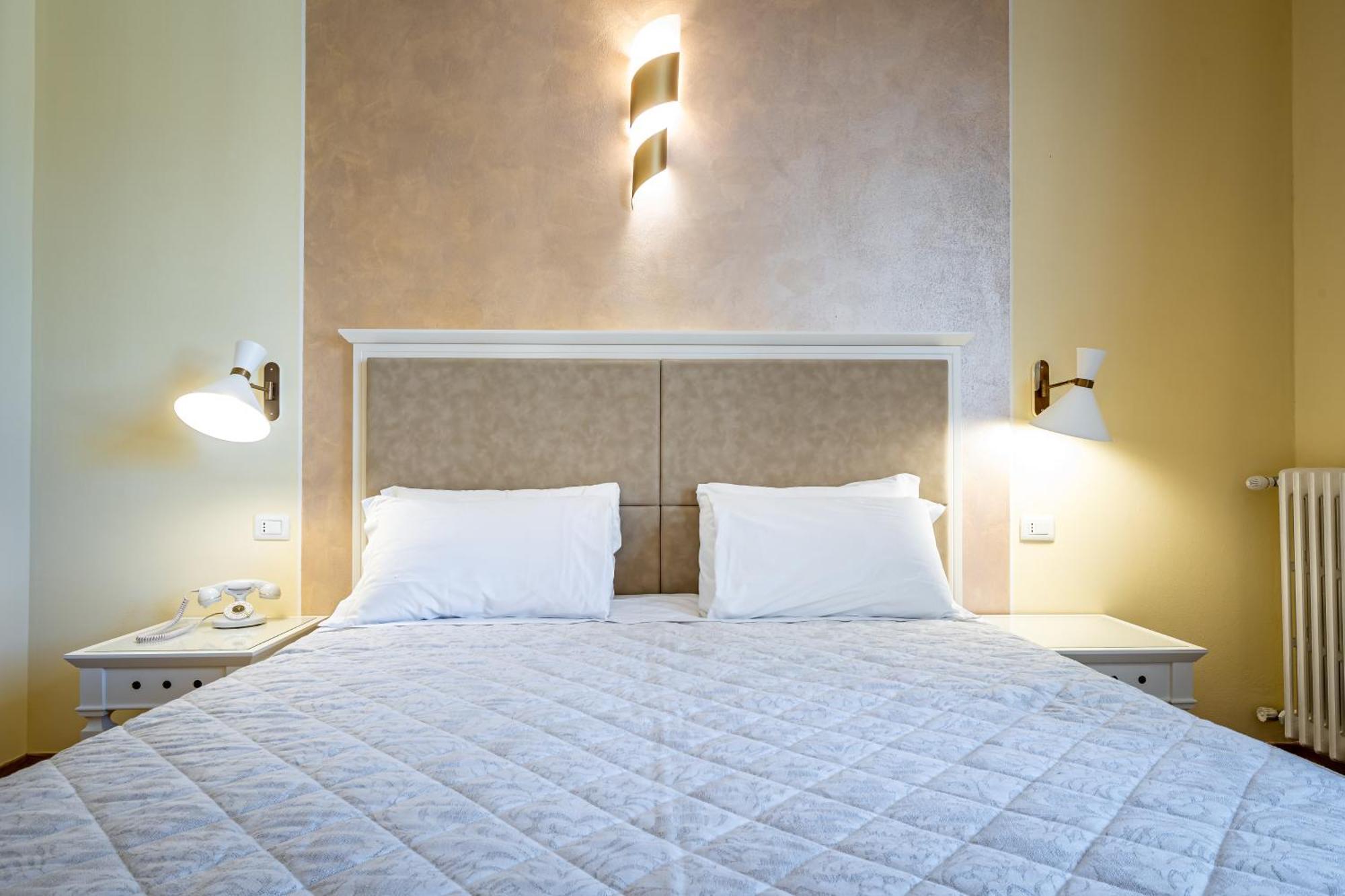 Deluxe Double or Twin Room River View