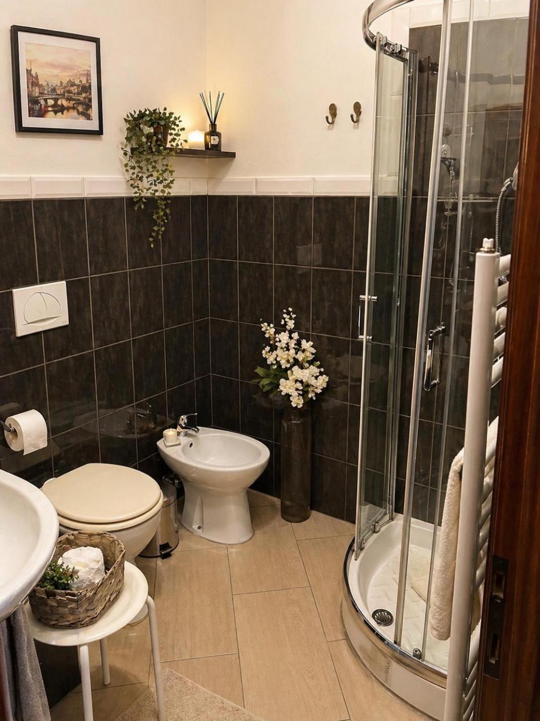 Single Room with Private Bathroom