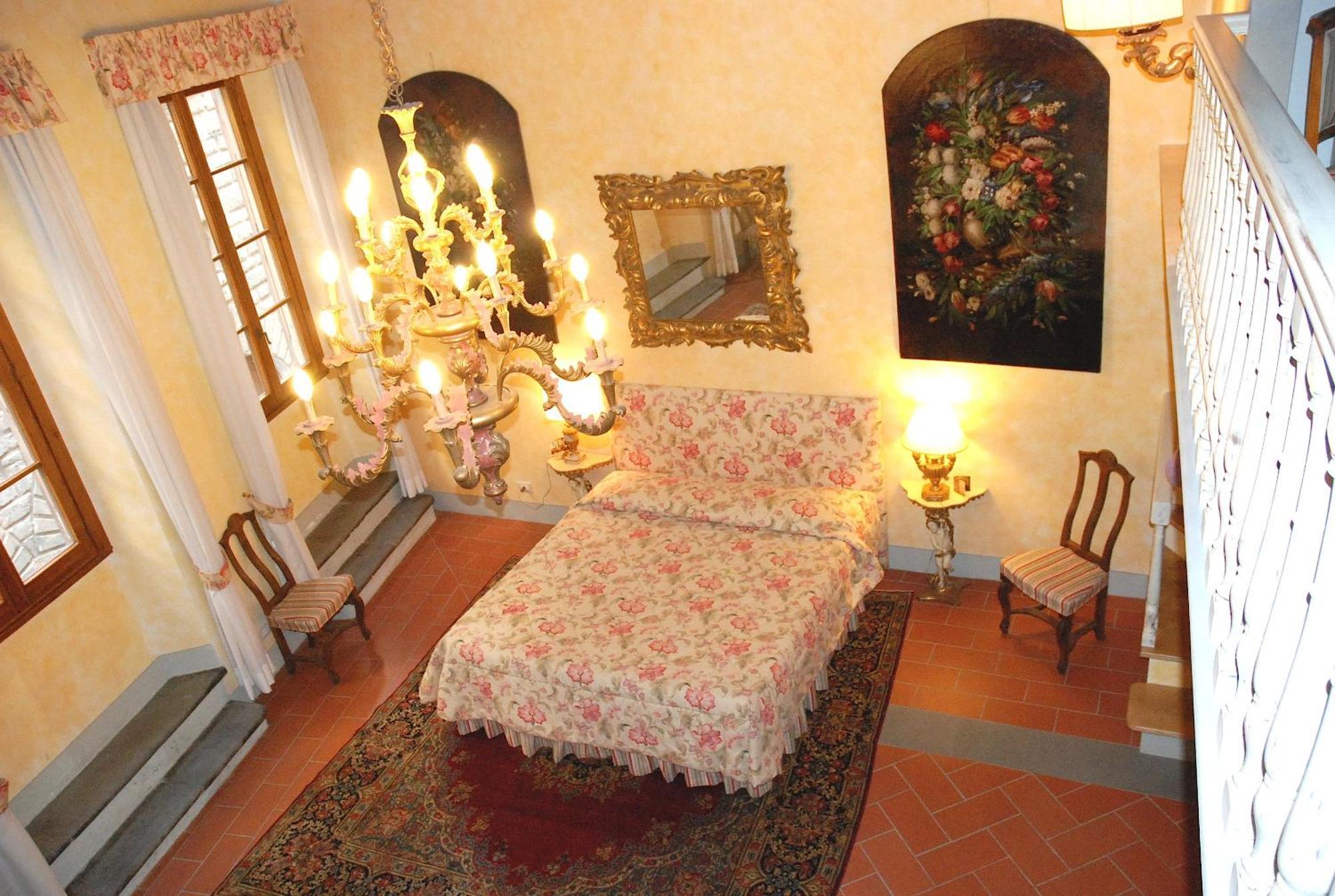 Luxury Suite,1580578099:JPEG