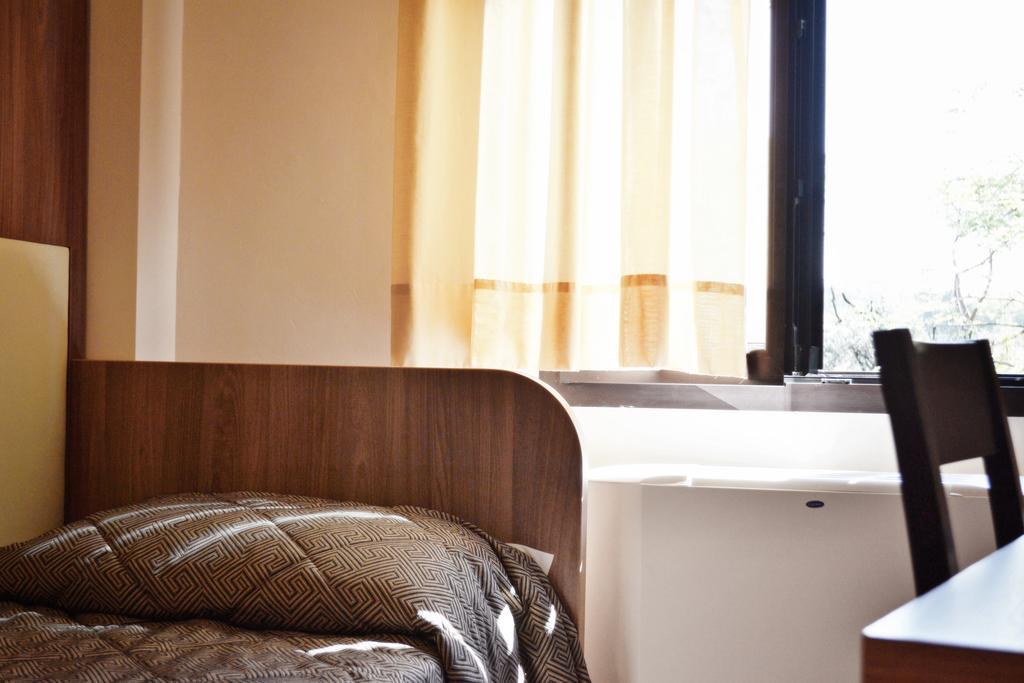 Economy Single Room