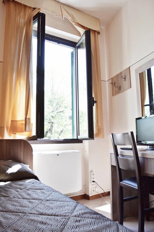 Economy Single Room
