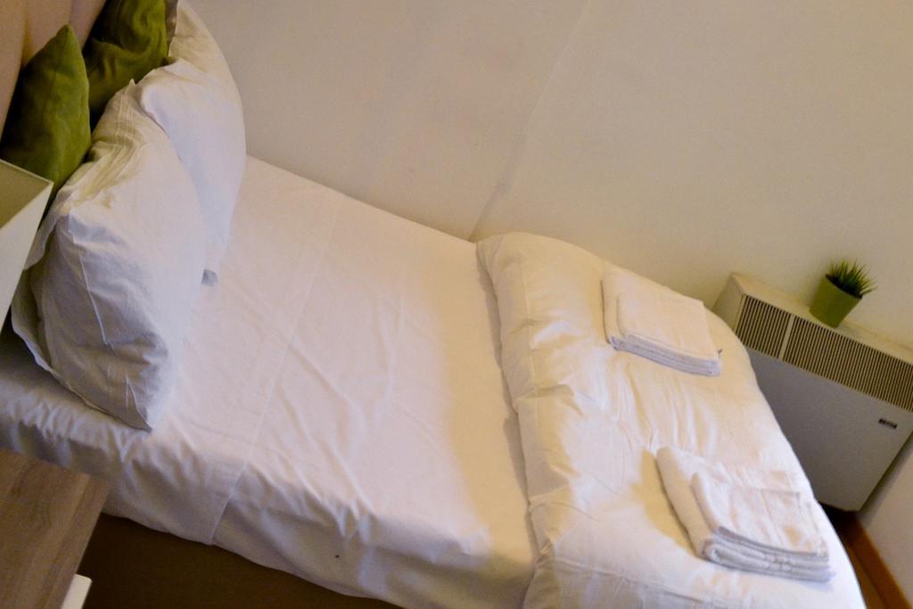 Standard Double Room,244837721:JPEG