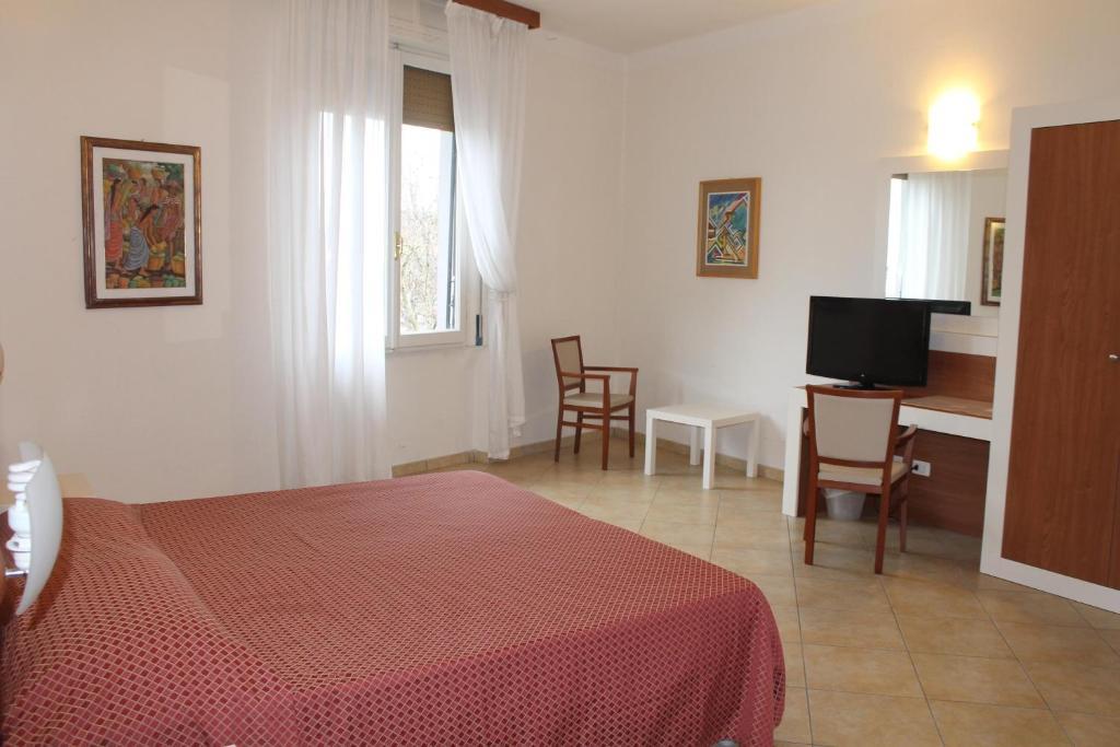 Single Room,822827582:JPEG