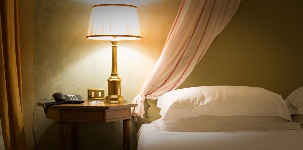 Deluxe Double or Twin Room Spa Bath