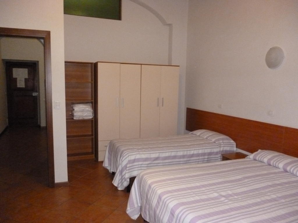 Triple Room with Private External Bathroom