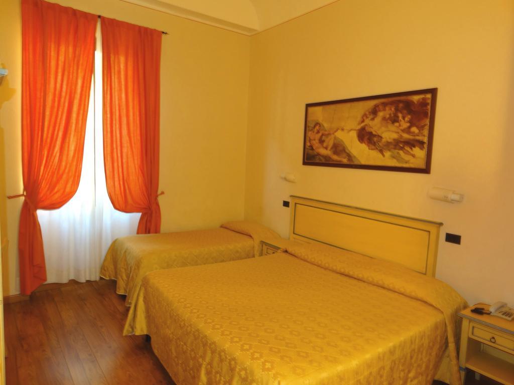 Triple Room,708804463:JPEG