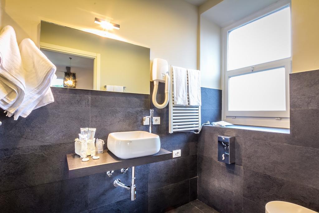 Superior Double or Twin Room Garden View