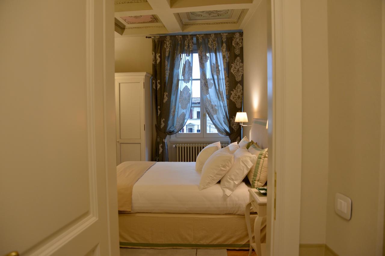 Deluxe Room,613376690:JPEG