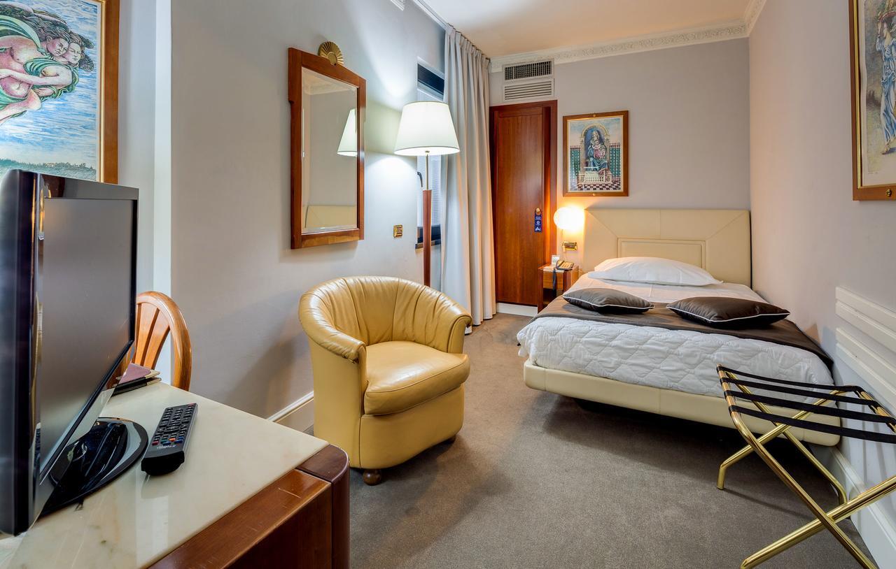 Classic Single Room