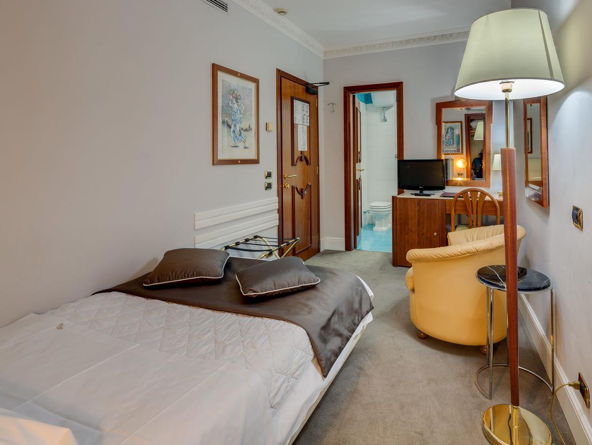 Classic Single Room