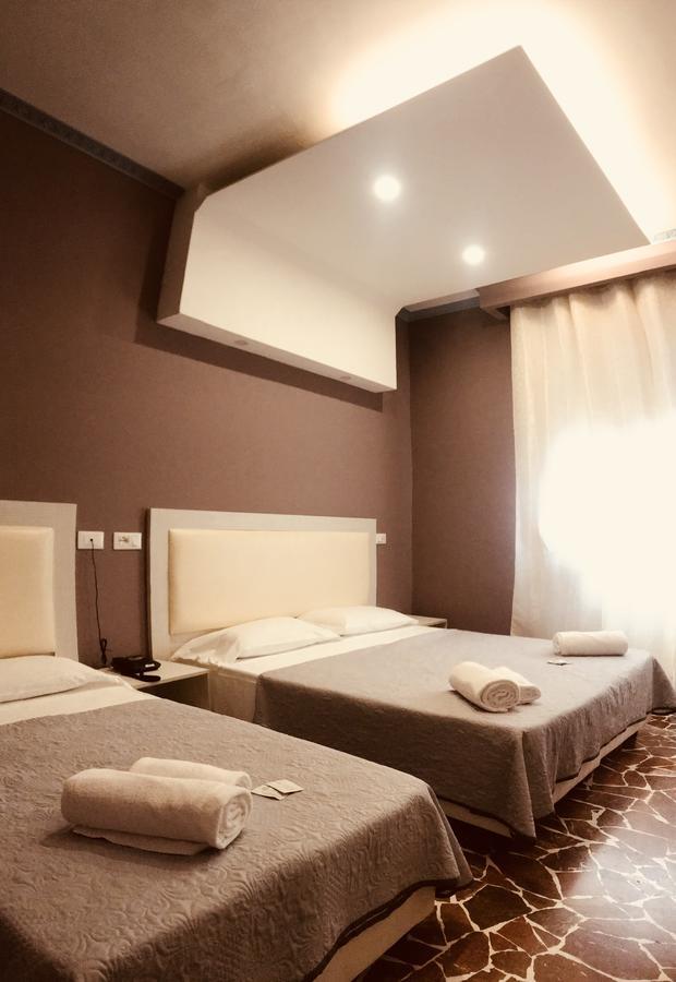 Quadruple Room Private Bathroom