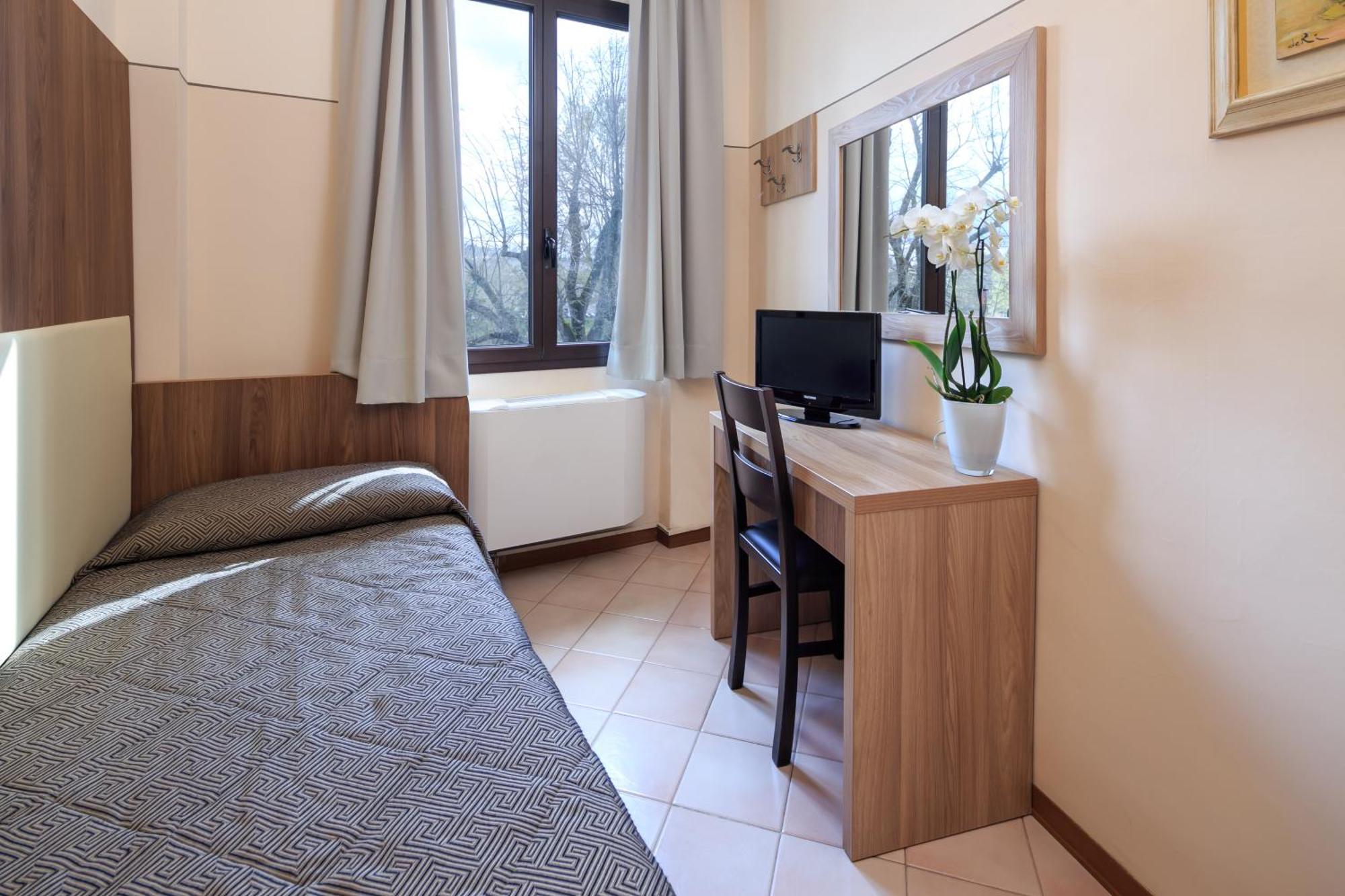 Economy Single Room