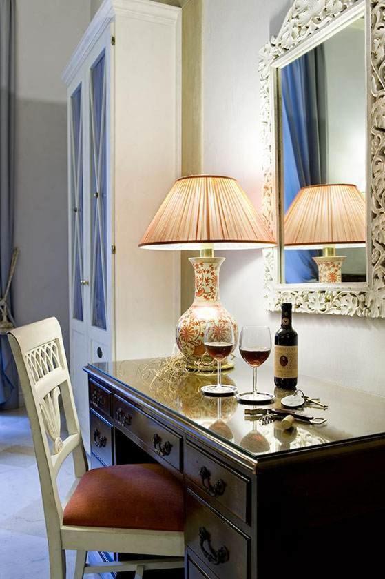 Deluxe Double Room,695453760:JPEG