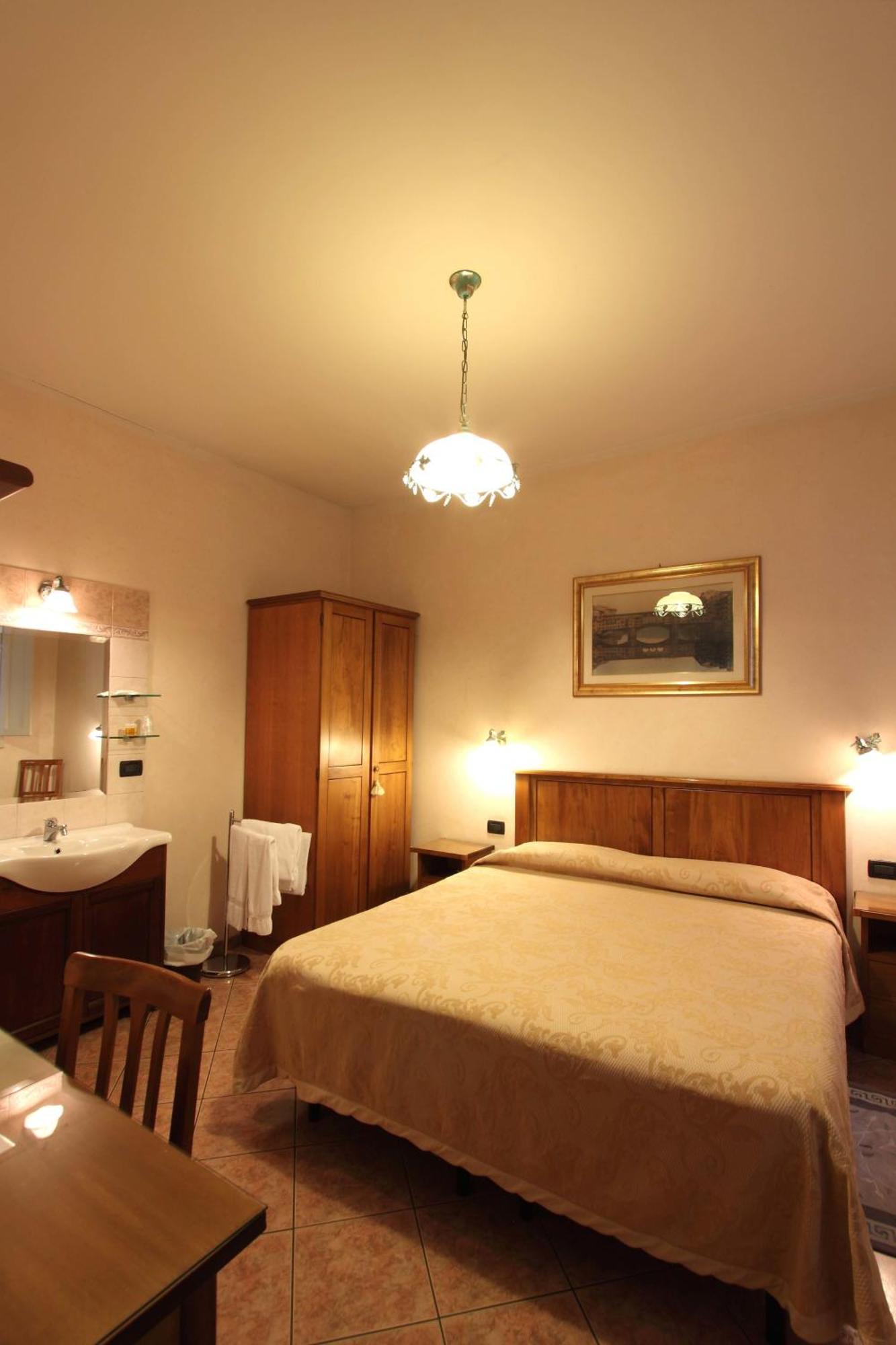 Double Room with Shared Bathroom,706347433:JPEG