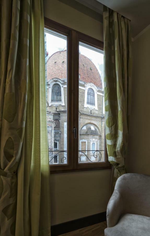 Deluxe Double or Twin Room with City View