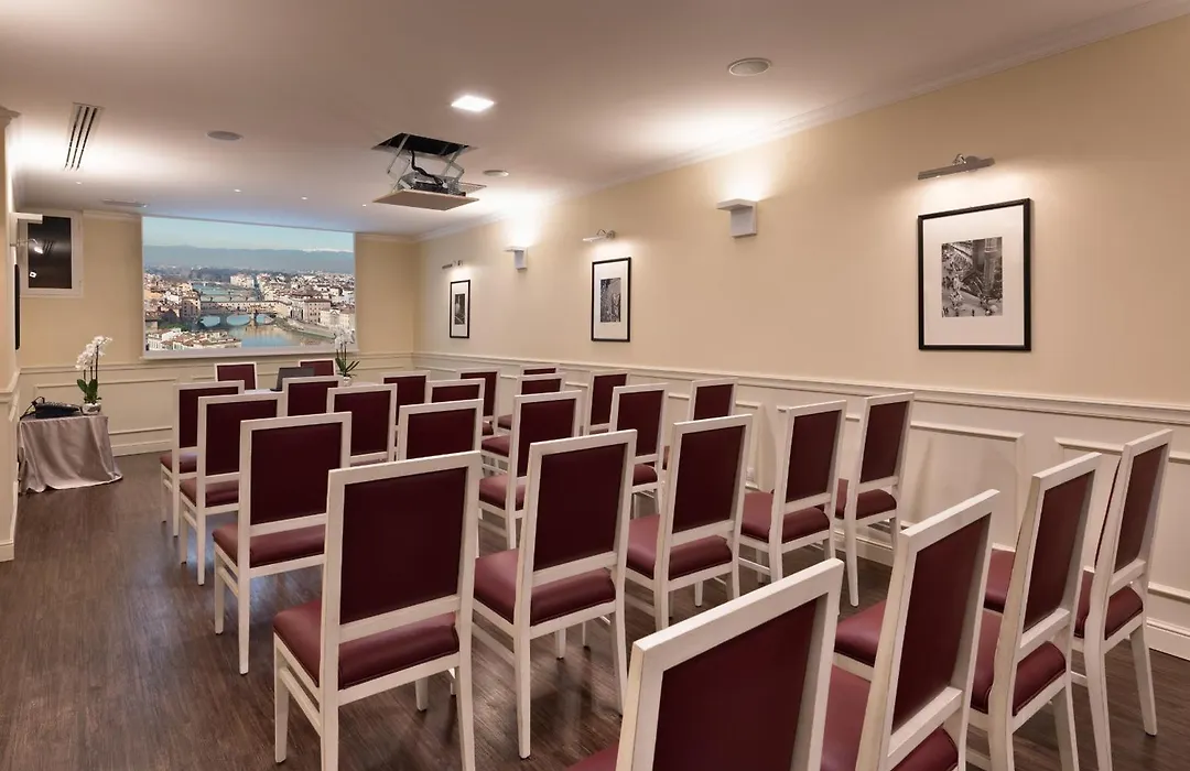 Hotel Executive-1