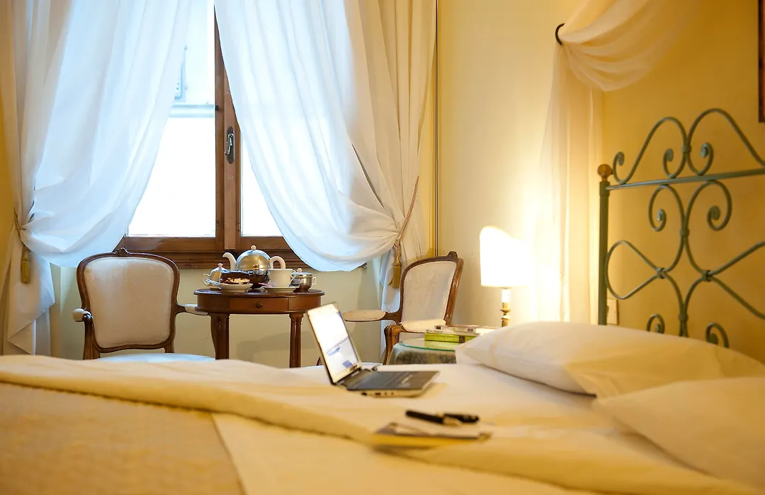 Hotel Palazzo Dal Borgo-1