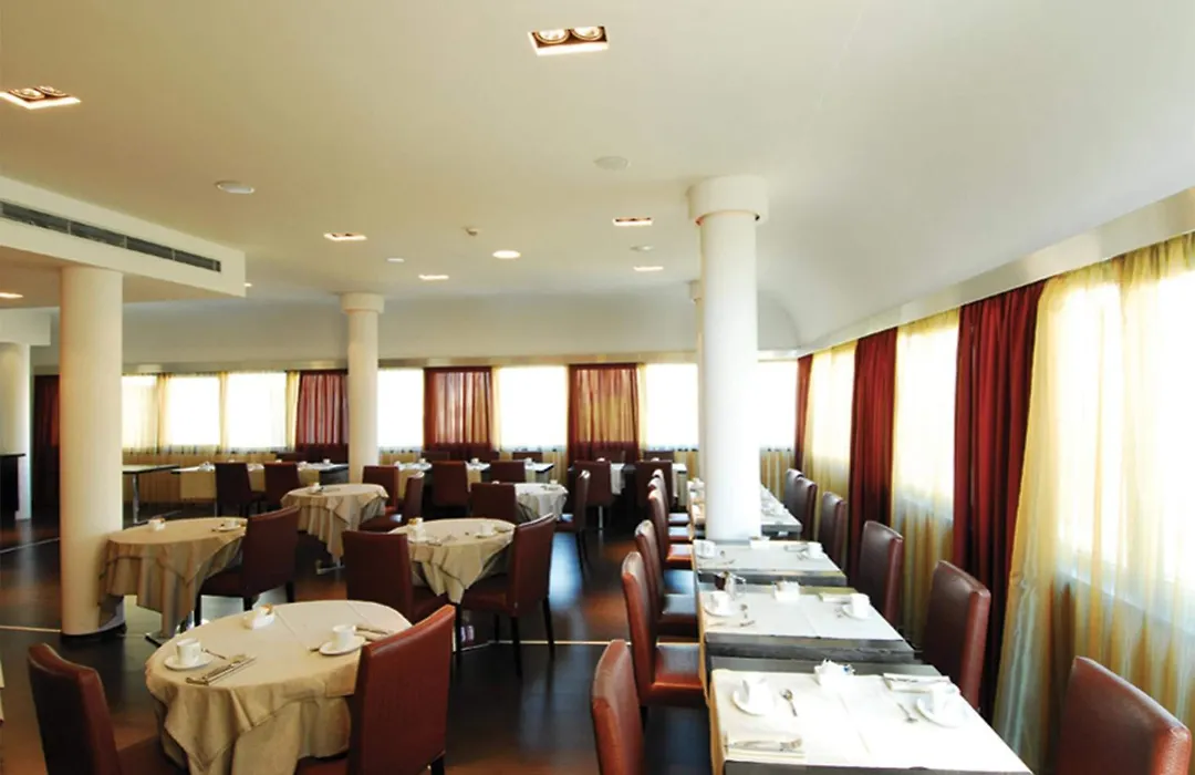 Cosmopolitan Hotel-1
