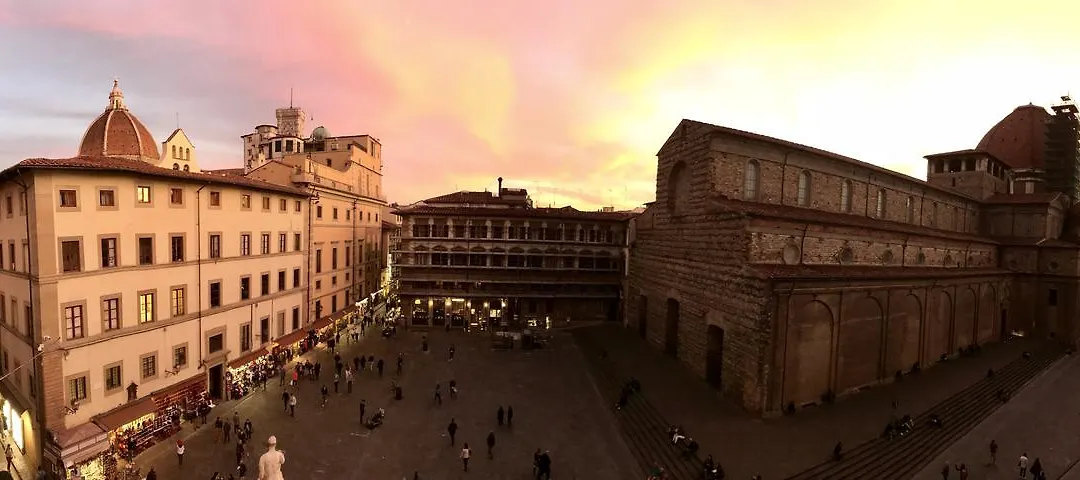 Palazzo Della Stufa Residenza D'Epoca-1