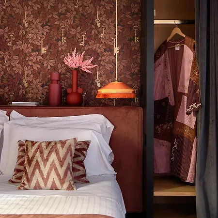 Velona'S Jungle Luxury Suites-2