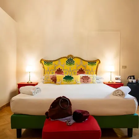 N4U Guest House Florence-3