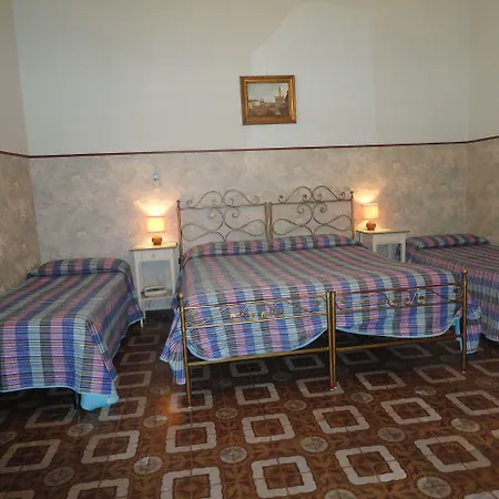 Hotel Delle Camelie-3