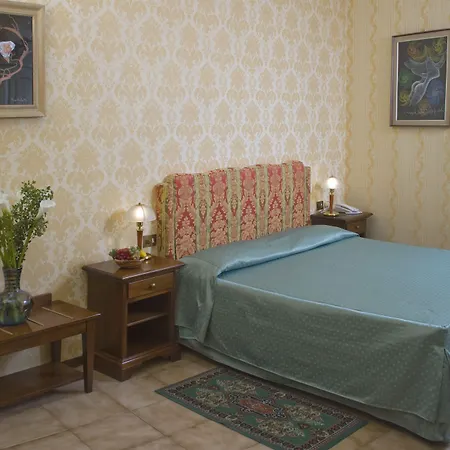 Hotel Beatrice-3