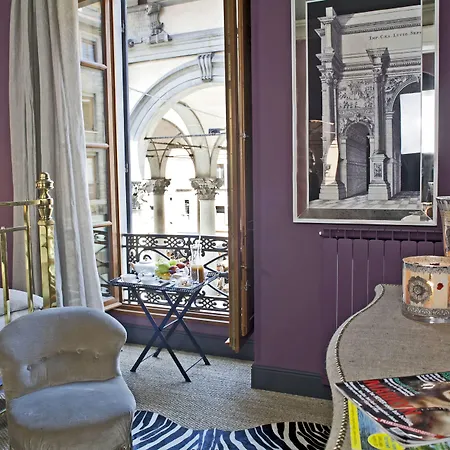 Porcellino Gallery Art Boutique Bb-3
