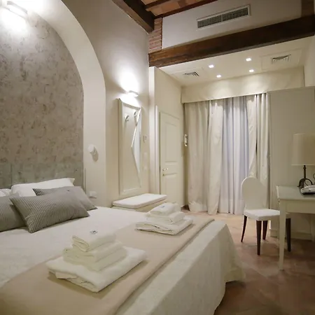 Hotel Renaissance-2