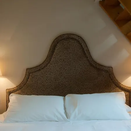 Nove Guest House-2